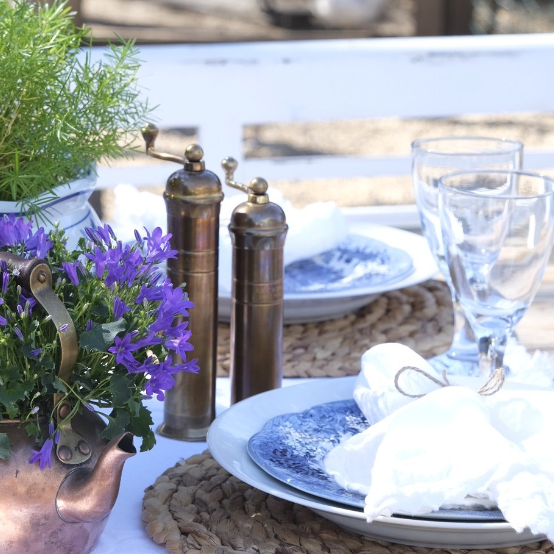 Arcadia, Vintage European Salt & Pepper Mill, Solid Brass, Timeless and Elegant Grinders