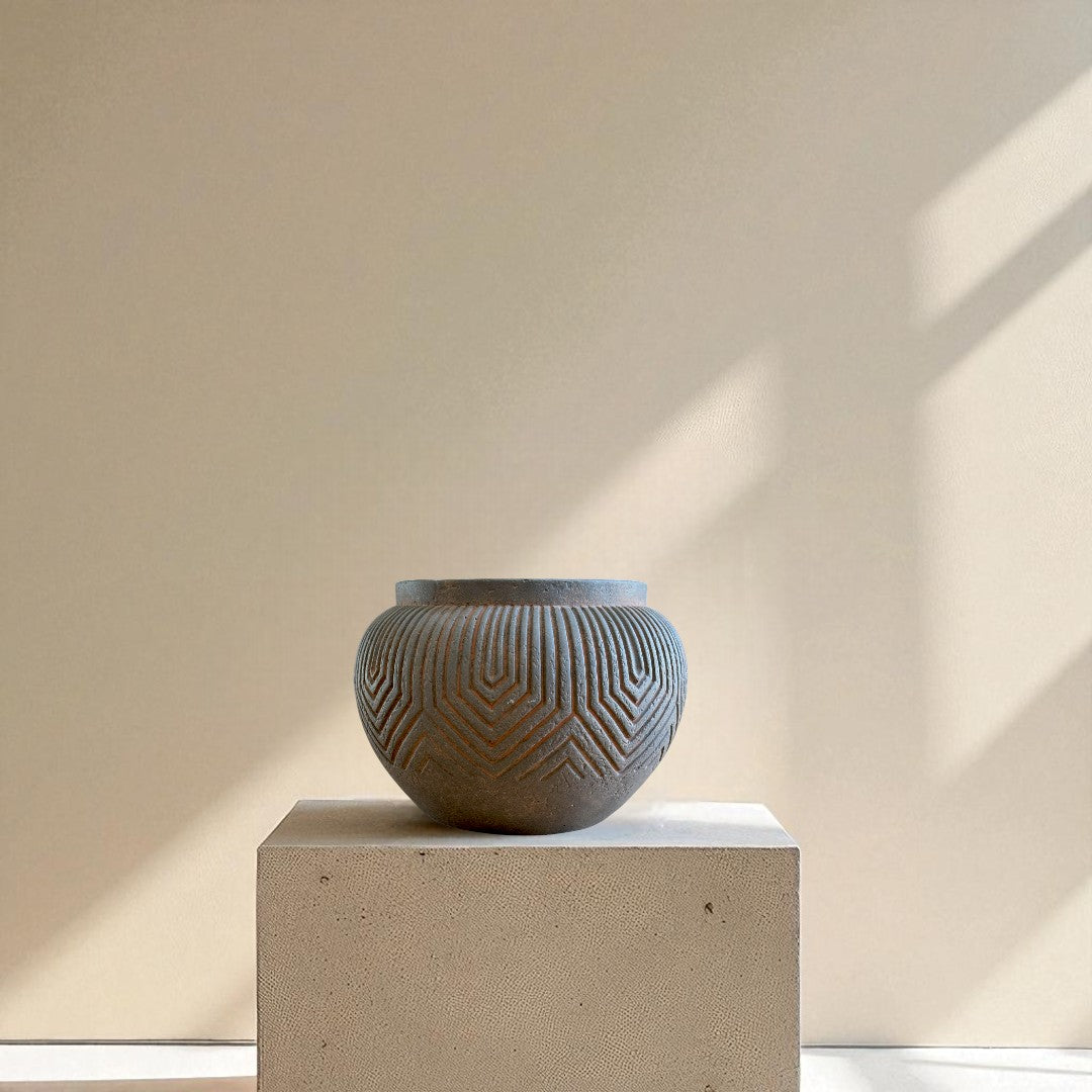 Linden Concrete Vessel in Rustic Umber, 8"D X 6"H