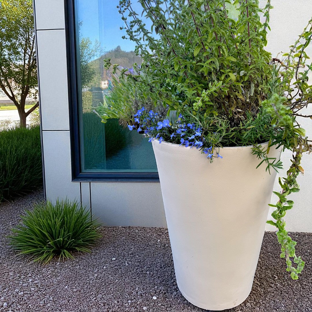 Tahiti Fiber Clay Planter, Hand-painted in White Dove