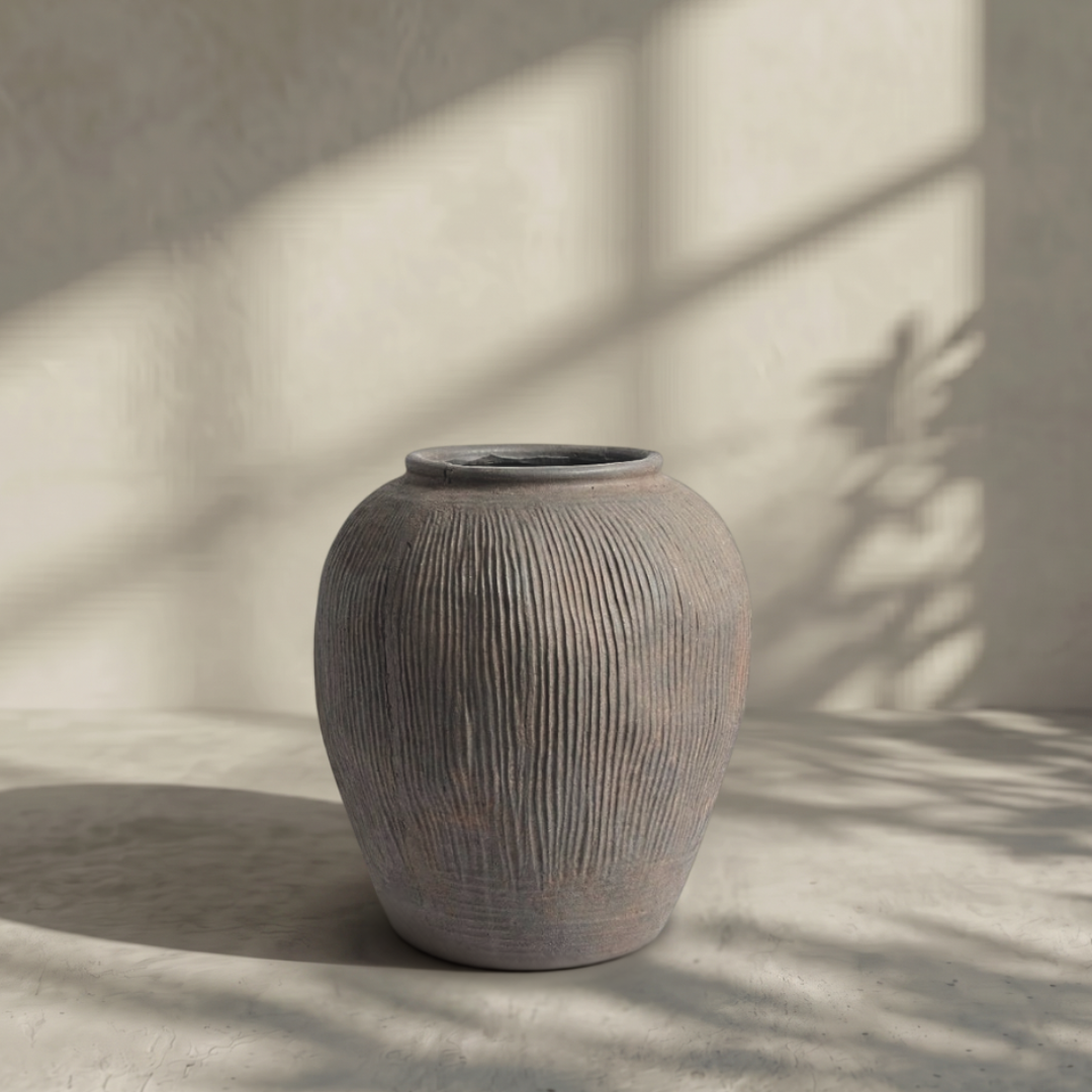 Pompeii Terranova, Fiber Clay Vessel in Antique Umber 14.1"D x 15.7"H