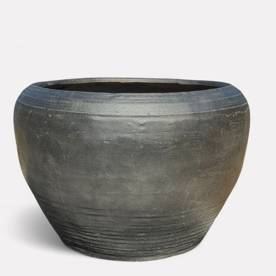Titan Fiber Clay Pot, Hand-painted in Aged Black, 28.3"D x 17"H