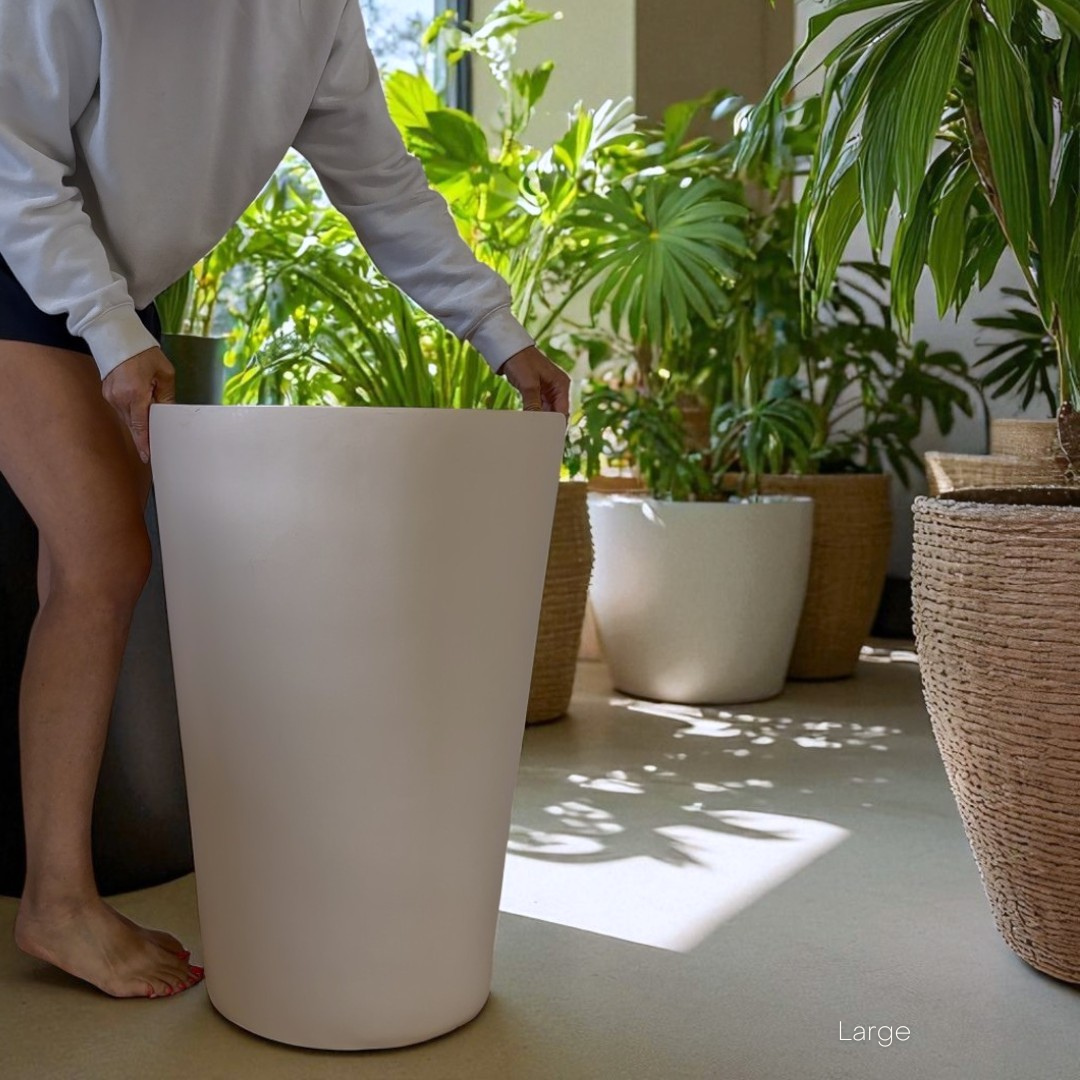 Tahiti Fiber Clay Planter, Hand-painted in White Dove