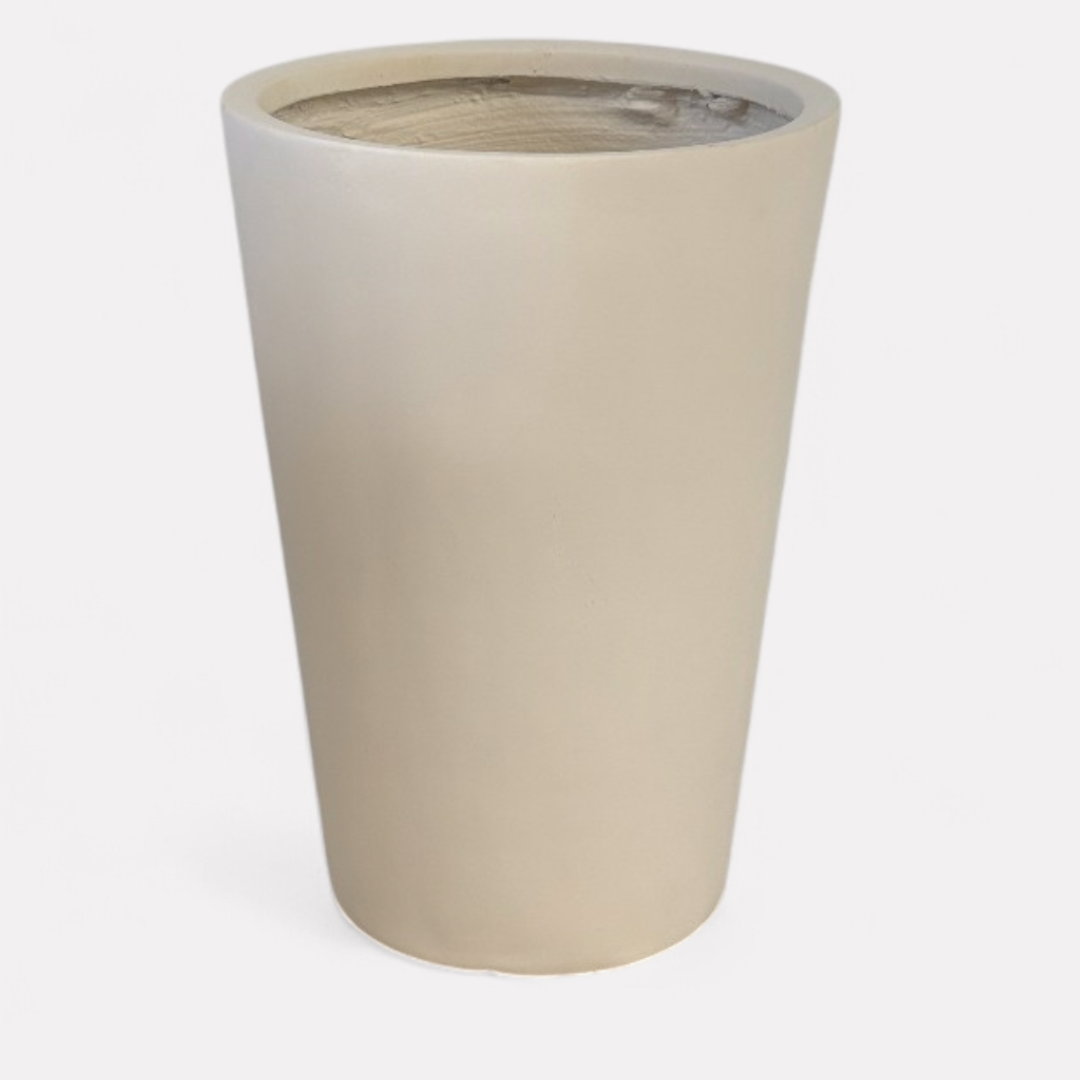 Tahiti Fiber Clay Planter, Hand-painted in White Dove