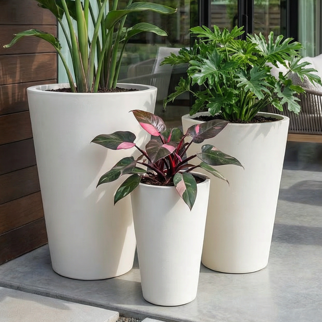 Tahiti Fiber Clay Planter, Hand-painted in White Dove