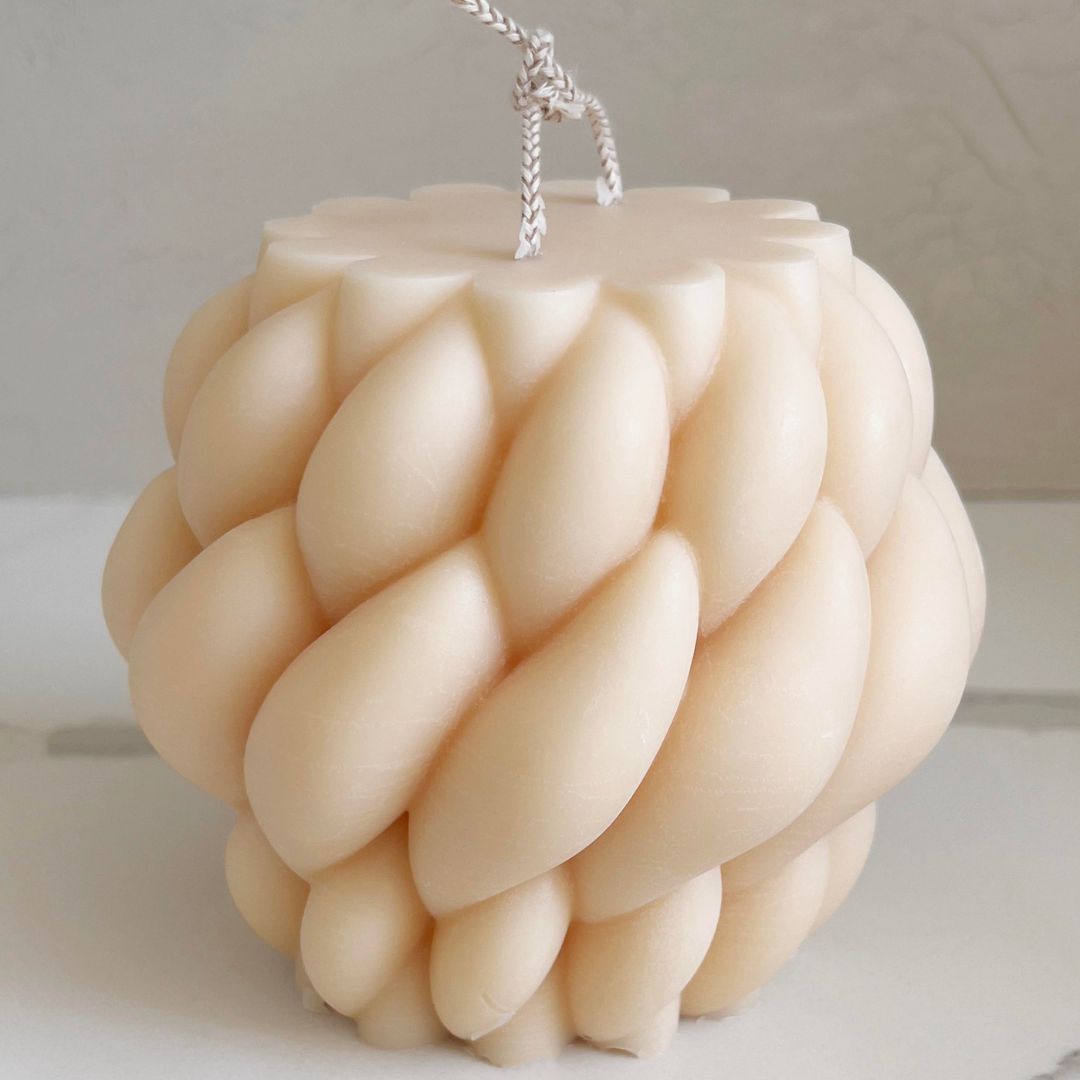 Elysia Braided Decora Candle