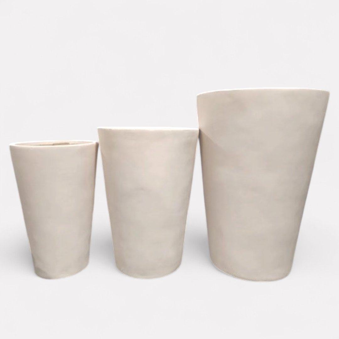 Tahiti Fiber Clay Planter, Hand-painted in White Dove