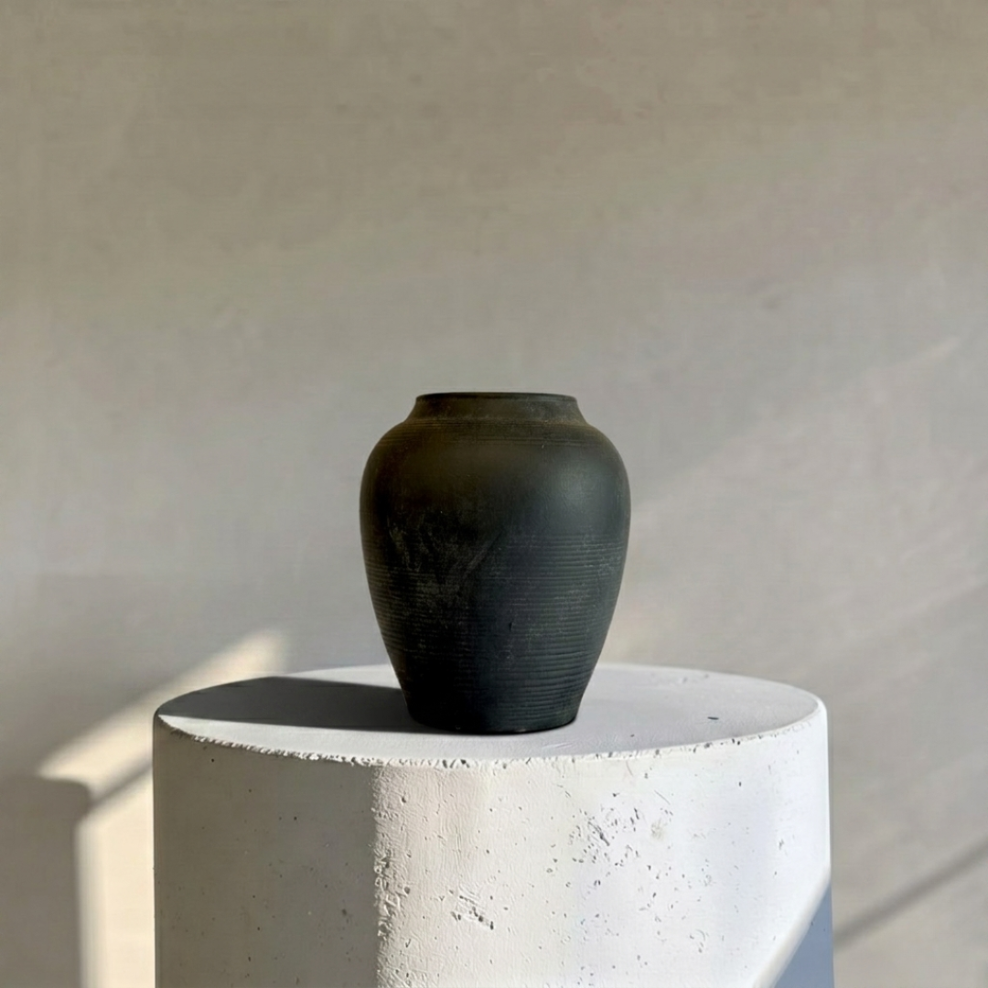 Heritage Classic Terracotta Vessel - Hand-Painted in Weathered Black, 7.8"D x 9.4"H
