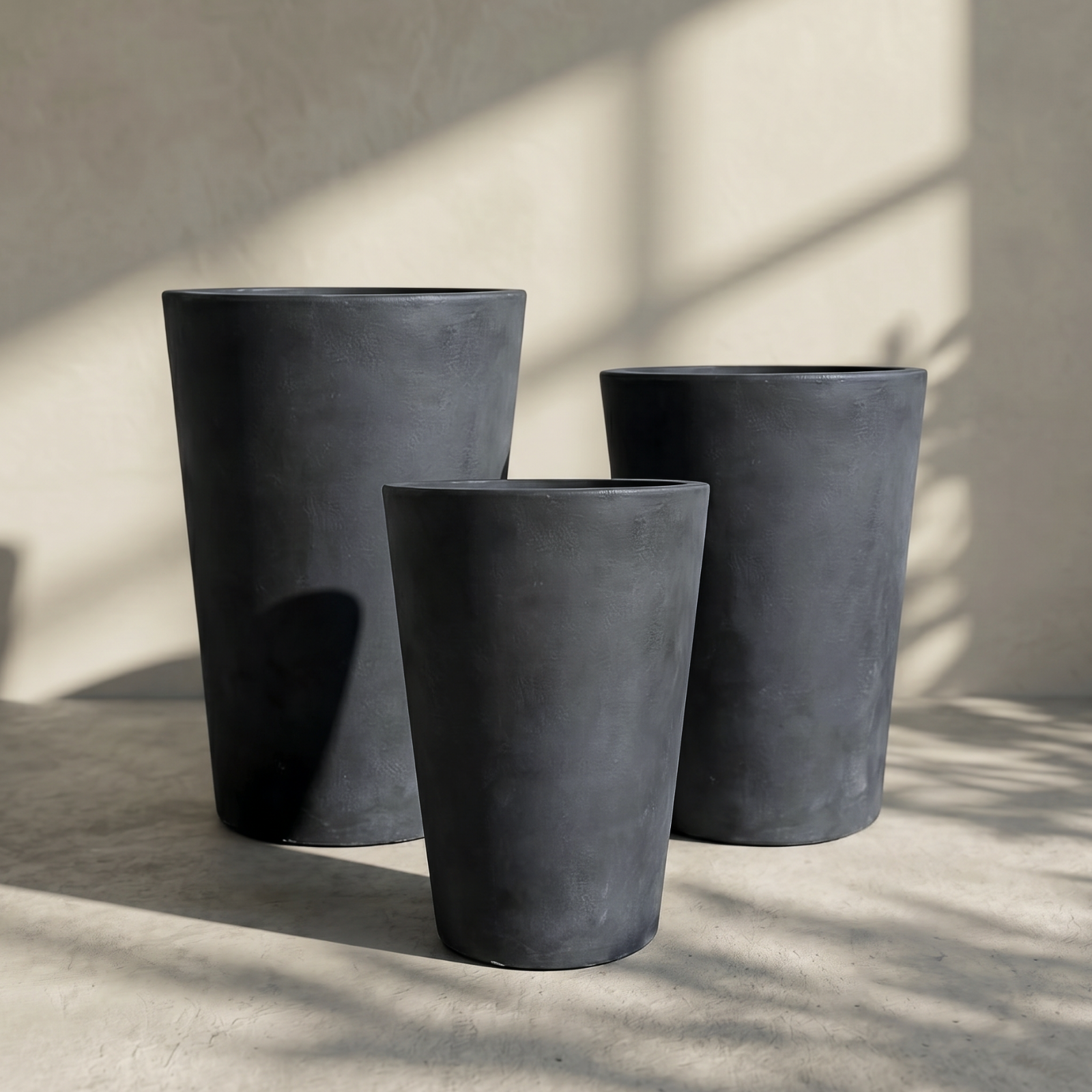 Tahiti Fiber Clay Planter, Hand-painted in Weathered Black