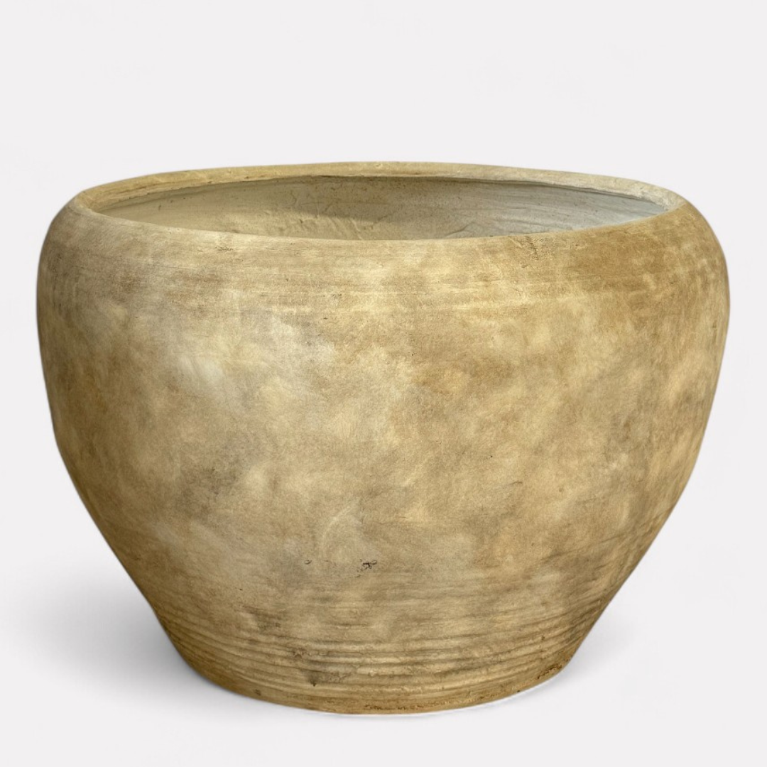 Titan XXL, Fiber Clay Pot, Hand-painted in Aged White, 28.3"D x 17"H